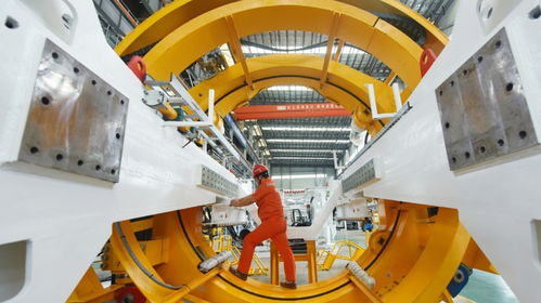 双语财讯: 中国日报网的社会经济咨询服务